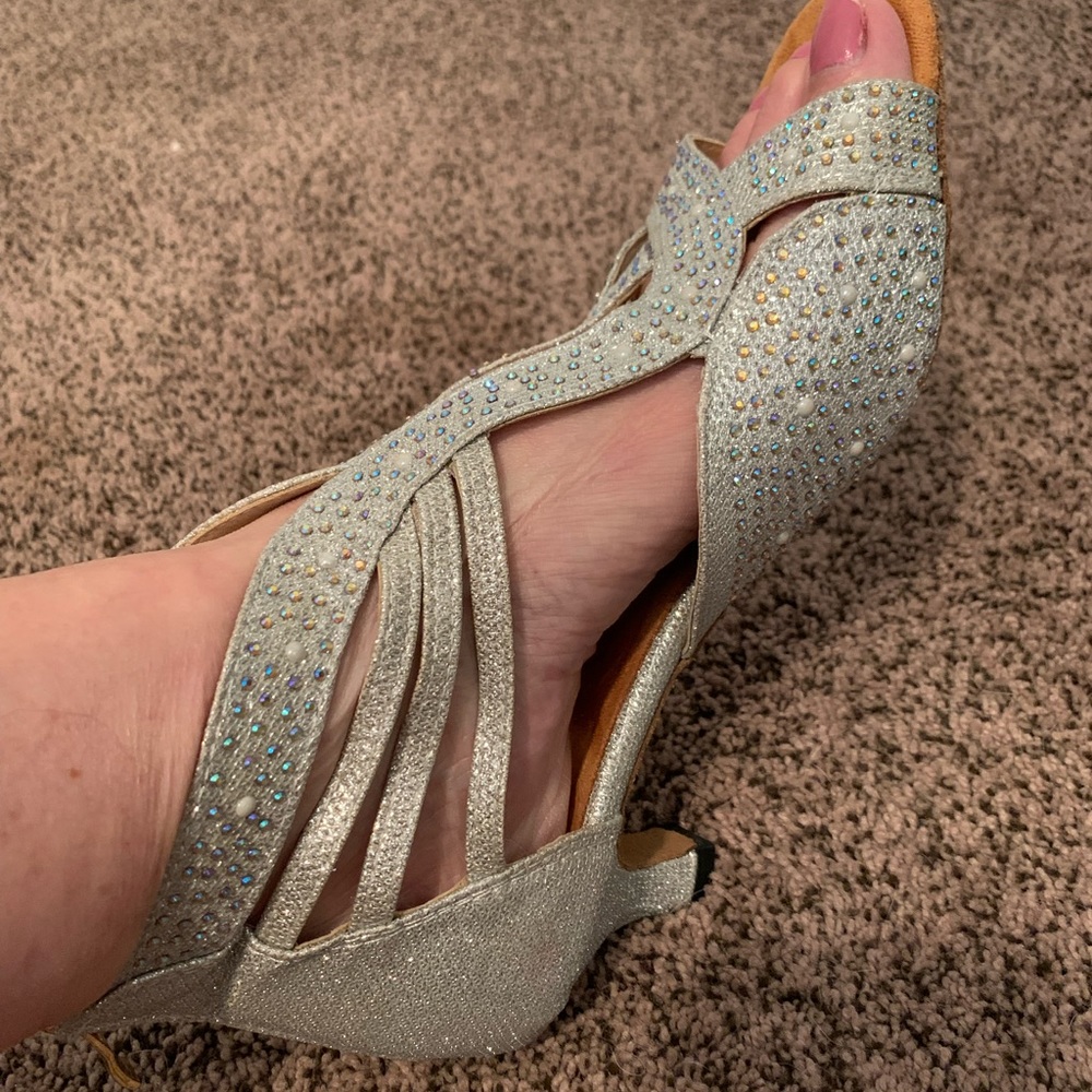 Womens dressy shoe. Bling! Size 10 comfy.